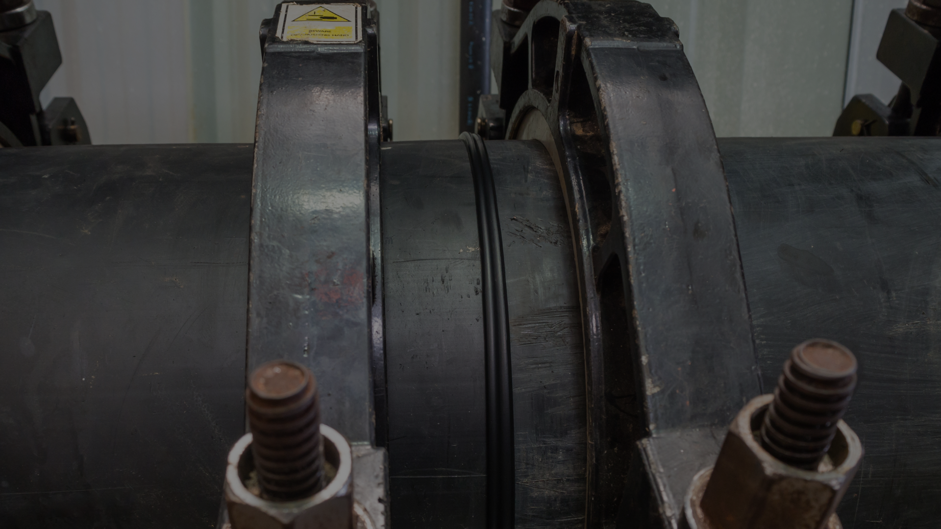 Are you accredited to perform butt welding on polypipe